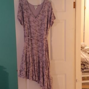 Lavender dress with black flower trace pattern.